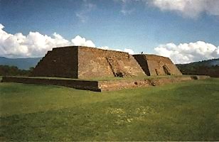 Ihuatzio: Side view of structures number 1 and 2
