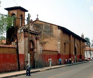 El Hospitalito: El Hospitalito lateral view